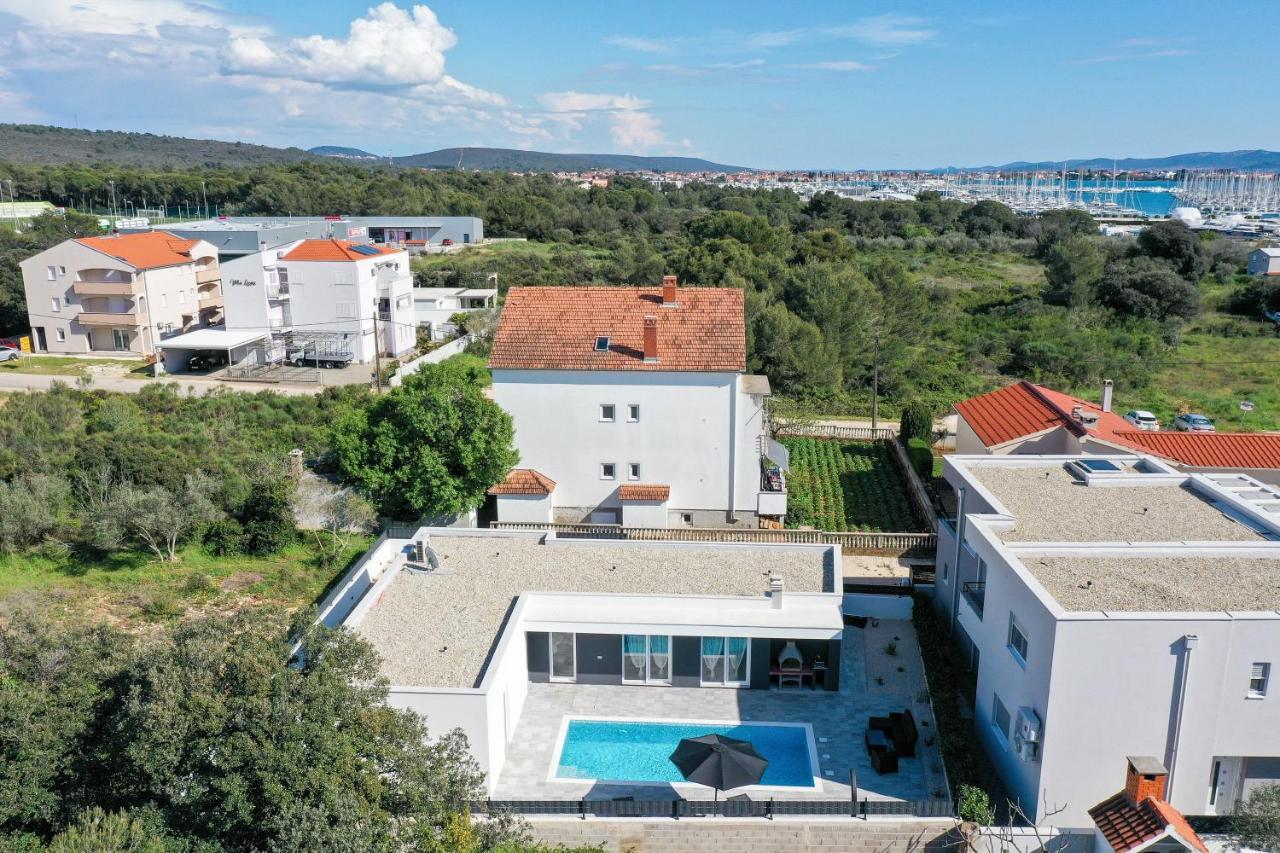 Вилла La Reina House - Private Heated Pool Бибинье Экстерьер фото