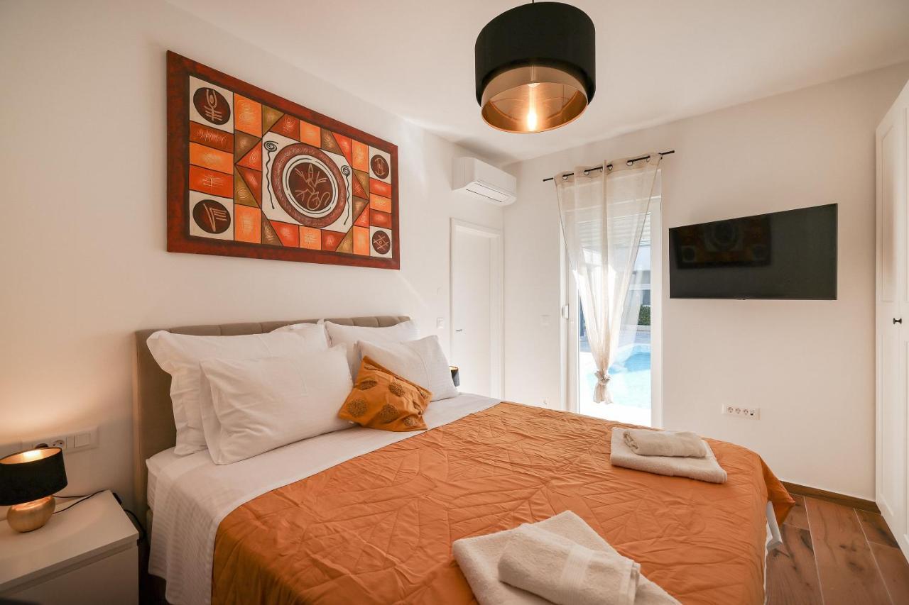 Вилла La Reina House - Private Heated Pool Бибинье Экстерьер фото